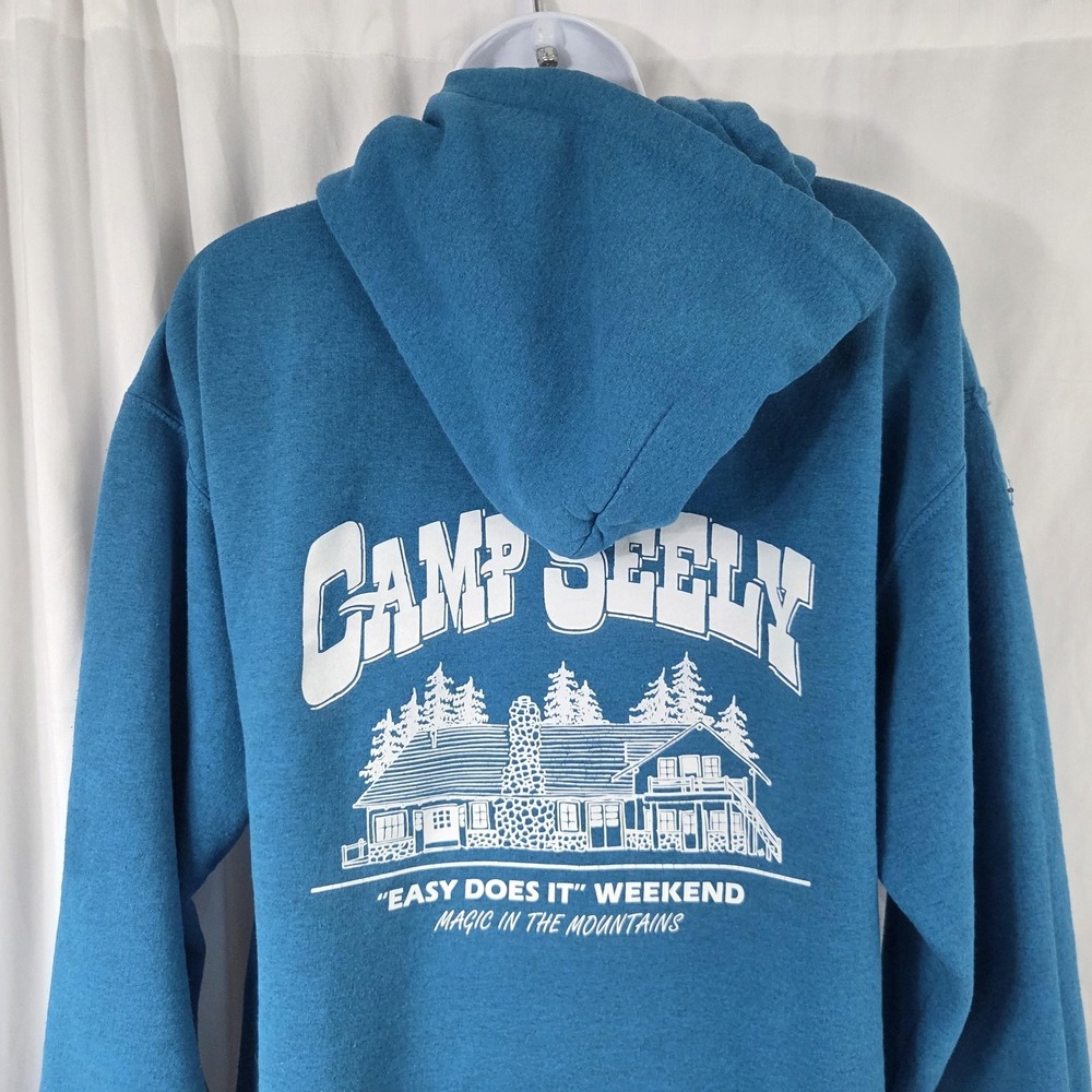 Gildan Hoodie Mens Medium Blue Camp Seely Graphic Fleece Pullover Sweatshirt - Picture 5 of 14